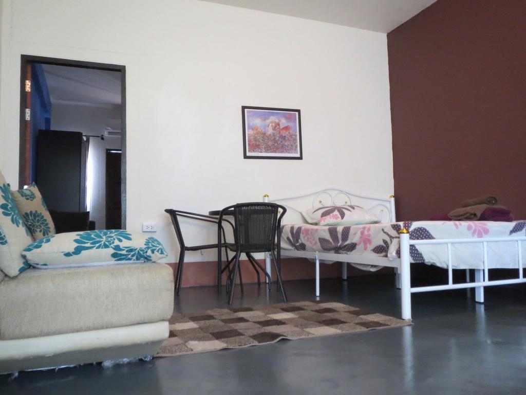 Pearl Beach Holiday Apartments เกาะช้าง ภายนอก รูปภาพ