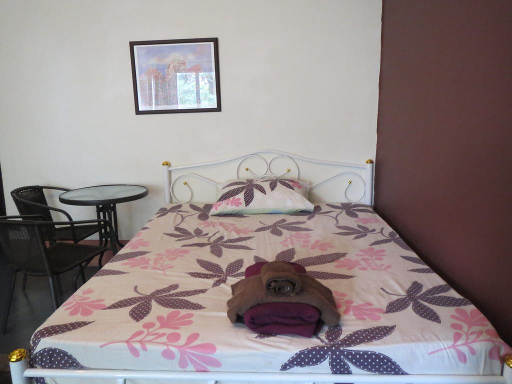 Pearl Beach Holiday Apartments เกาะช้าง ภายนอก รูปภาพ